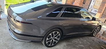 geely galaxy e5: Hyundai Grandeur: 2022 г., Седан — 3