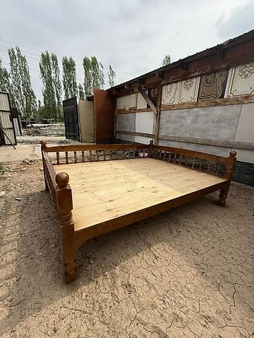 Тапчан Дерево