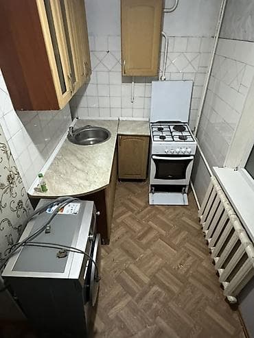 Недвижимость: 1 комната, 35 м², 5 мкр 1 этаж — 6
