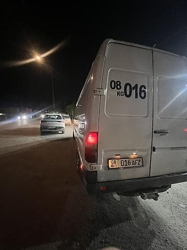 чехлы на ист: Mercedes-Benz Спринтер: 2000 г., 2.2 л, Дизель, Фургон — 6