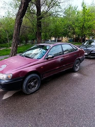 машина под выкуп: Toyota Carina E: 1997 г., Механика, Бензин, Седан — 3