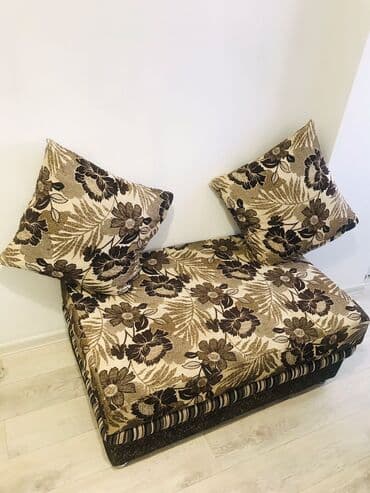 угол мешках: Раскладной диван, Б/у — 1