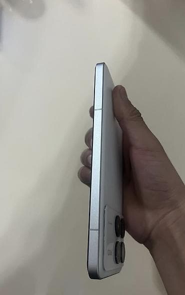 Apple iPhone: Poco F6 Pro, Б/у, 256 ГБ, цвет - Серебристый, 2 SIM — 6