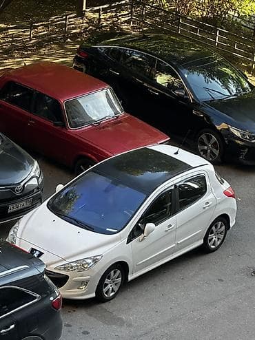 шторка на авто: Peugeot 308: 2010 г., 1.6 л, Автомат, Бензин, Хэтчбэк — 4