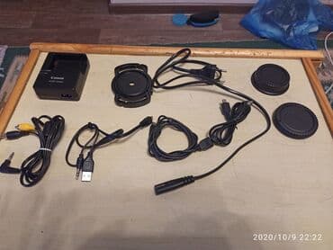 хочу купить фотоаппарат canon: 700d. Состояние нового. 3 объектива. sd карта на 32 Гб . Сумка — 4