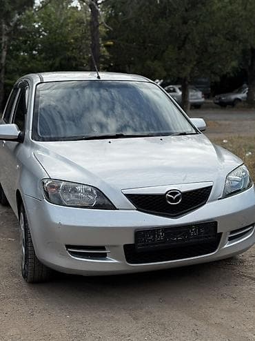 Mazda Demio: 2003 г., 1.3 л, Автомат, Бензин, Хэтчбэк