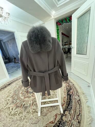 ангора: Продаю почти новое пальто одевала 3-4 раза купили в этом году ноябре — 2