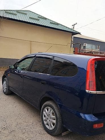 Honda: Honda Stream: 2002 г., 1.7 л, Механика, Бензин, Минивэн — 3