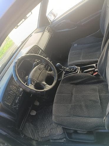 кузов на гольф 2: Volkswagen Passat Variant: 1993 г., 2 л, Ручные, Бензин, Универсал — 4