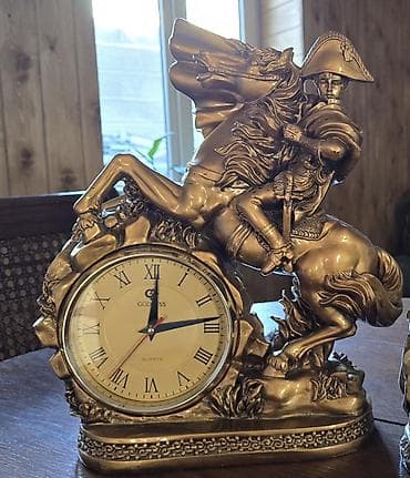 Вазы: Настольные часы в классическом стиле с фигурой всадника - Две — 1