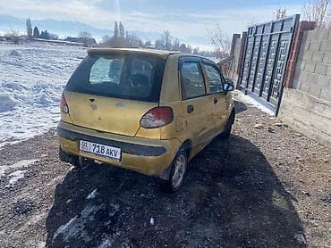 арзан машине: Daewoo Matiz: 1999 г., Кол менен иштөөчү, Бензин, Хетчбек — 2