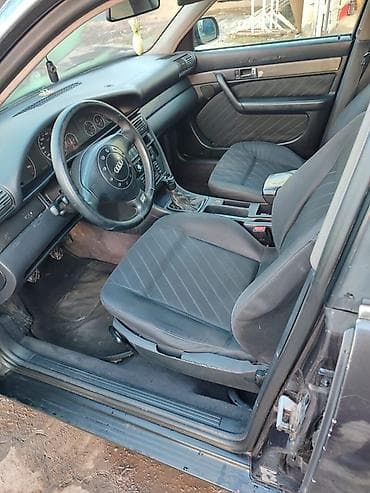 кассеты аудио: Audi 100: 1997 г., 2.6 л, Ручные, Бензин, Универсал — 7