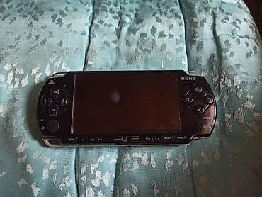 Портативная игровая консоль Sony PSP (PlayStation Portable)
