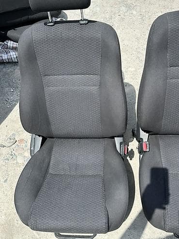 сиденья авенсис: Комплект сидений, Ткань, текстиль, Toyota 2005 г. — 1