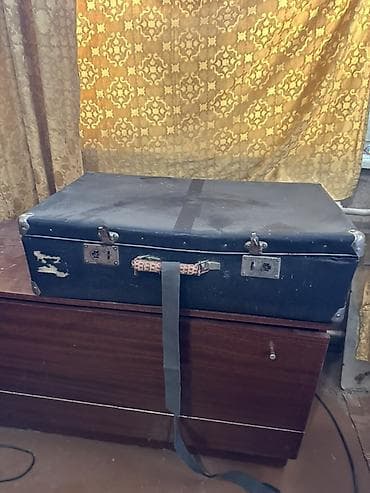 Отдам даром: Жесткий винтажный чемодан-кофр - Корпус: прямоугольный, жесткий, с — 2
