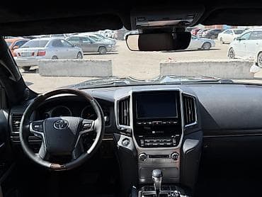 kruz: Toyota Land Cruiser: 2019 г., 5.7 л, Автомат, Бензин, Внедорожник — 7