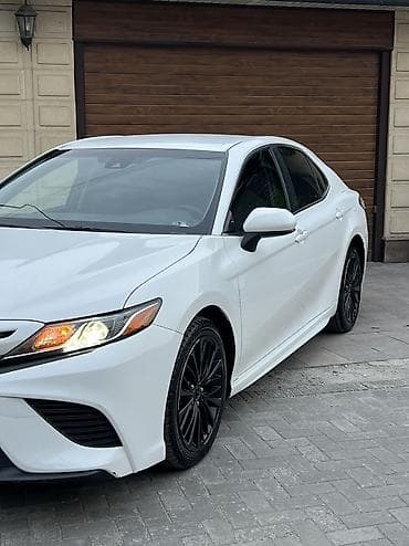 corolla 2016: Toyota Camry: 2018 г., 2.5 л, Автомат, Бензин, Седан — 8