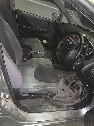 Honda Fit: 2003 г., 1.3 л, Автомат, Бензин, Хэтчбэк — 3