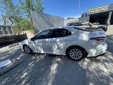 byd tang: Toyota Camry: 2019 г., 2.5 л, Автомат, Гибрид, Седан — 10