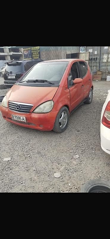 mazda f: Mercedes-Benz A-Class: 2000 г., 1.4 л, Механика, Бензин, Хэтчбэк — 5