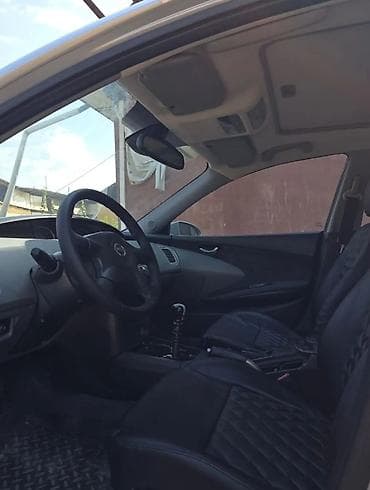 Nissan Primera: 2002 г., 2 л, Механика, Дизель, Седан — 4