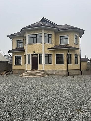 Продажа домов: 290 м², 7 комнат — 1