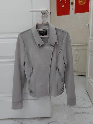 одежда для охраны: Джинсовый комбинезон синего цвета с классическим дизайном. Модель — 8