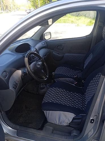 заз продажа: Toyota Yaris Verso: 2001 г., 1.5 л, Ручные, Бензин, Минивэн — 9