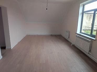 без хозяев: Арендага эки этаждуу үй берилет узак мөөнөткө. Биринчи этажда 6 — 7