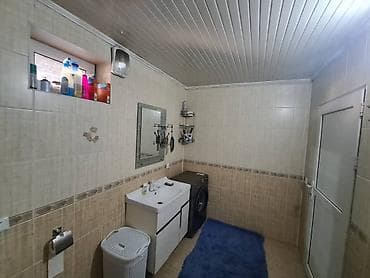 моладая гвардия: ПРОДАЮ. Дом 4 комнаты, 4,8 сот., 125т. $ Хороший дом, крыша шифер Двор — 9