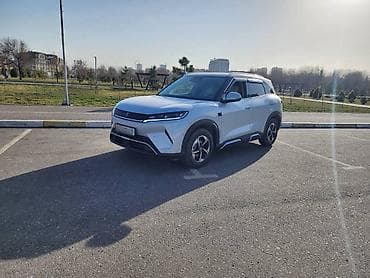 Транспорт: BYD Yuan Up: 2025 г., Электромобиль, Кроссовер — 3