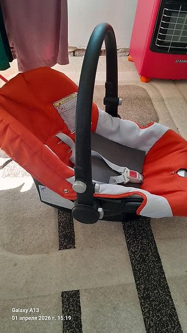 вещи в рассрочку: Автокресло, цвет - Красный, Б/у — 2