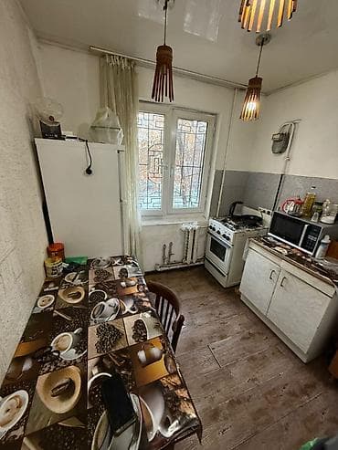 Недвижимость: 1 комната, 32 м², 104 серия, 2 этаж, Косметический ремонт — 2