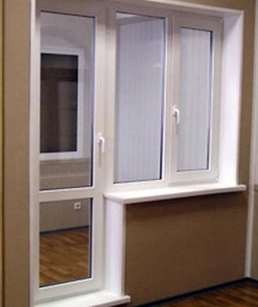 ПВХ-окно с балконным блоком - Конструкция: трёхстворчатое окно и