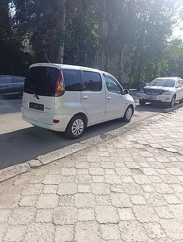 дешев: Toyota Funcargo: 2003 г., 1.3 л, Автомат, Бензин, Минивэн — 3