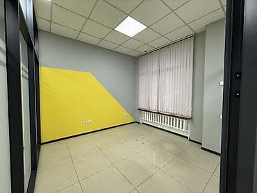 Коммерциялык мүлк: Кеңселерди ижаралоо, 140 м², Турак комплексинде, 1-катар, Өзүнчө ашканасы менен, Өзүнчө кире бериши менен — 2