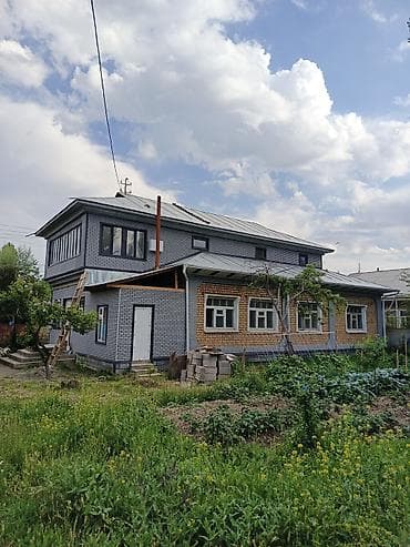 дом с участком: Двухэтажный дом с панорамной стеклянной галереей по периметру второго — 2