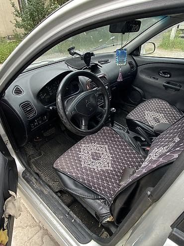 eclipse cross: Mitsubishi Carisma: 2000 г., 1.8 л, Автомат, Бензин, Хэтчбэк — 3