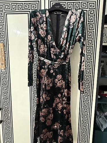 одноразовые домашние тапочки: S, M — 10