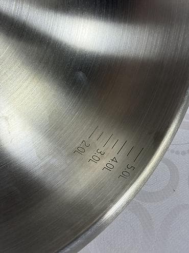 Миска из нержавеющей стали с мерными делениями - Материал