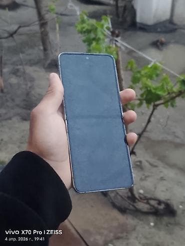 samsung galaxy а6: Samsung Galaxy Z Flip 5, Б/у, 256 ГБ, цвет - Голубой, 1 SIM — 4