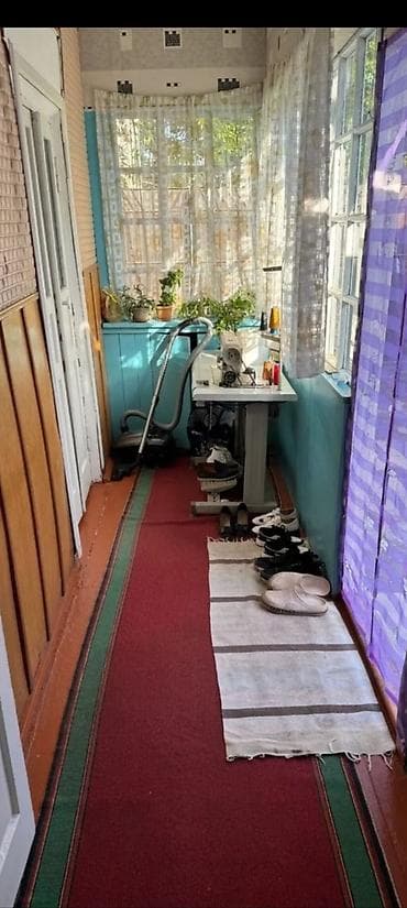 сдается квартира кызыл кыя: 60 м², 3 комнаты, Парковка, Забор, огорожен — 2