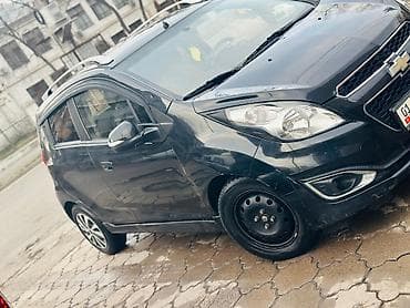 chevrolet tracker ltz: Chevrolet Spark: 2015 г., 1 л, Автомат, Бензин, Хэтчбэк — 3