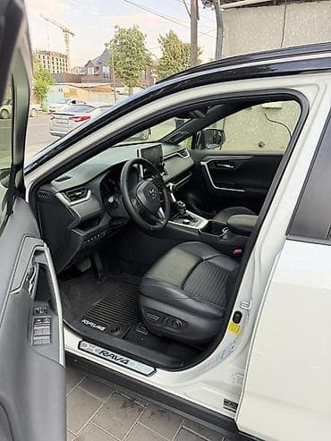 cr v 1 поколение: Toyota RAV4: 2022 г., 2.5 л, Автомат, Гибрид, Кроссовер — 5