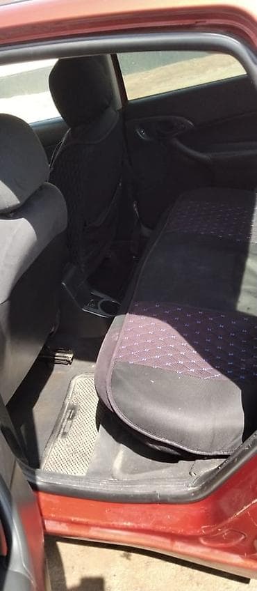 матис двер: Ford Focus: 2000 г., 2 л, Механика, Бензин, Седан — 5