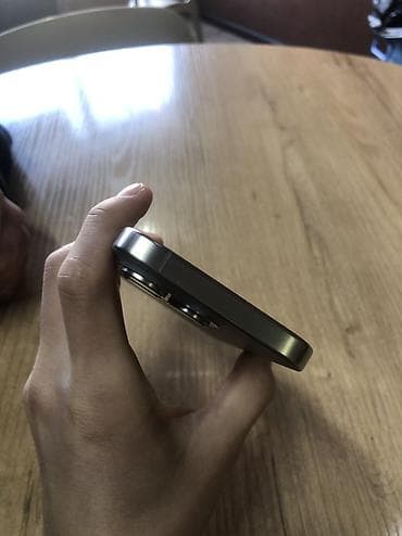 IPhone 15 Pro, Новый, 256 ГБ, Natural Titanium, Зарядное устройство, 88 % at lalafo.kg IPhone 15 Pro, Новый, 256 ГБ, Natural Titanium, Зарядное устройство, 88 %