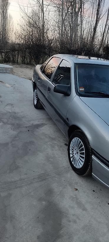 bwm 5: Opel Vectra: 1993 г., 1.8 л, Бензин, Седан — 4