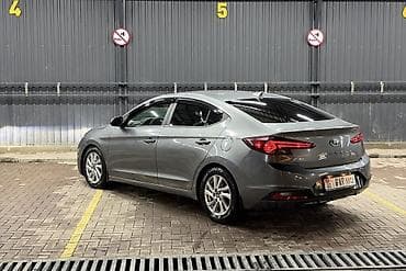 90: Hyundai Elantra: 2019 г., 2 л, Автомат, Бензин, Седан — 3
