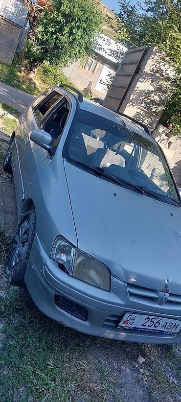 Mitsubishi Space Wagon: 2001 г., 1.8 л, Кол менен иштөөчү, Бензин, Универсал — 6