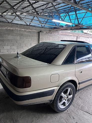 wuling mini ev: Audi 100: 1991 г., 2.3 л, Механика, Бензин, Седан — 2